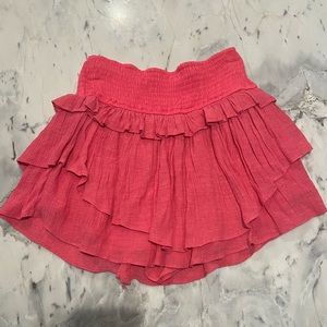 Pink mini skirt. Size small.